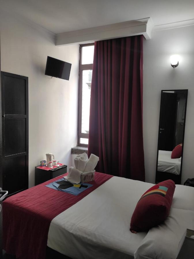 Hotel Plebiscito Napels